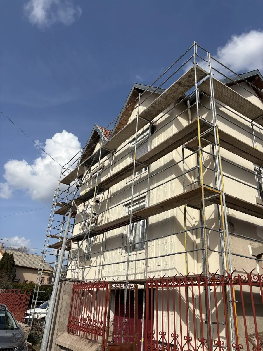 Chantier de toiture Lilian Reinhardt toiture dans le massif des Vosges